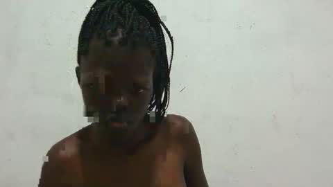 laylani69 online show from May 2026 06:47:02 PM