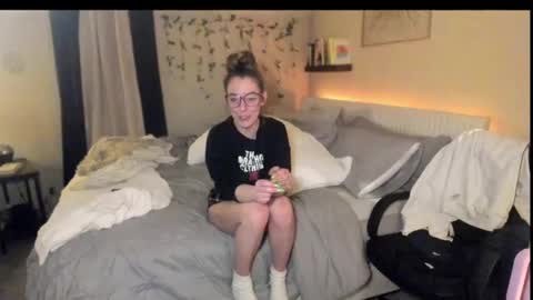 Hornystonerchick online show from February 2025 06:43:02 AM