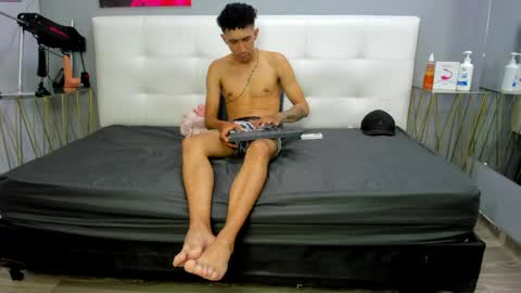 Snapshot of lia78couple chatting on April 2026 10:12:02 PM lia78couple online show from April 2026 10:12:02 PM