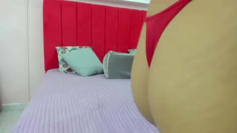 lia_cherryx online show from June 2026 12:00:01 AM