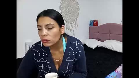 Lia online show from March 2026 07:16:01 AM