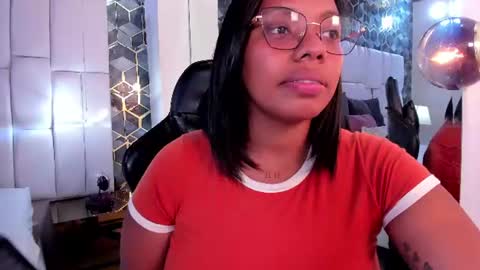 lia_mariana online show from June 2026 09:09:01 PM