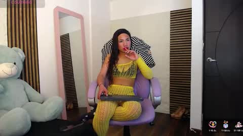 lia online show from September 2025 01:49:01 AM