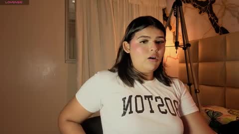 Lia online show from April 2026 07:15:01 PM