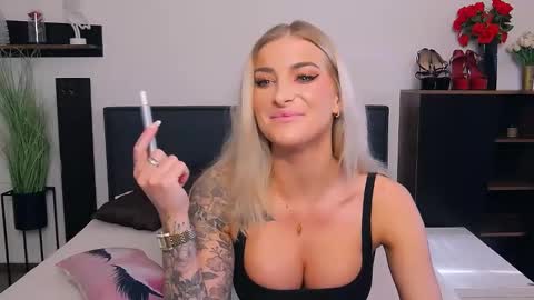 Lia online show from June 2026 10:26:01 AM