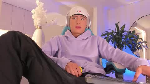 Snapshot of liam_055 chatting on March 2026 03:30:02 AM Liam online show from March 2026 03:30:02 AM