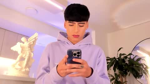 Snapshot of liam_055 chatting on March 2026 01:10:01 AM Liam online show from March 2026 01:10:01 AM
