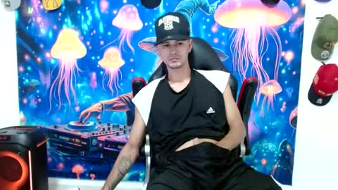 Snapshot of liam_andres12 chatting on July 2026 10:14:02 PM Andres online show from July 2026 10:14:02 PM