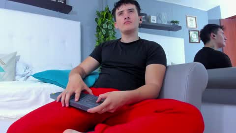 liam_conorr online show from January 2025 05:12:02 PM