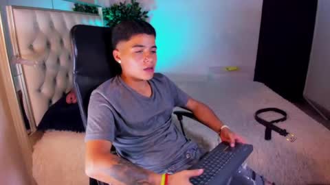 Liam online show from June 2026 09:21:02 PM