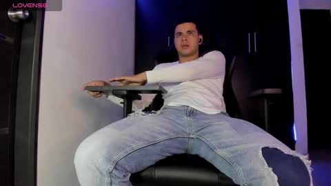 Liam online show from March 2026 12:37:02 AM