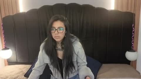 Snapshot of liamonroee_ chatting on May 2026 12:02:02 PM L I A M O N R O E online show from May 2026 12:02:02 PM