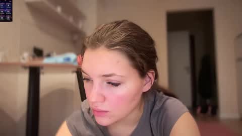 liana_8 online show from February 2026 01:53:02 PM