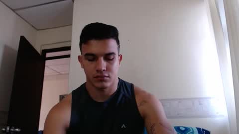 Liamstonne online show from March 2026 02:33:01 PM