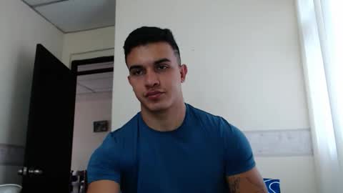 Liamstonne online show from April 2026 03:01:01 PM