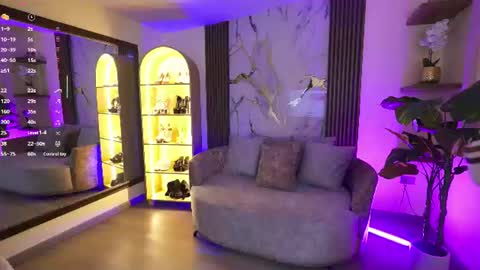 liawheeler online show from June 2026 07:03:02 PM
