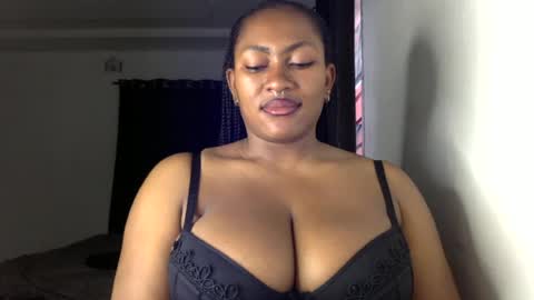 Snapshot of lick_my_pussyyy226651 chatting on June 2026 08:05:02 AM caira online show from June 2026 08:05:02 AM