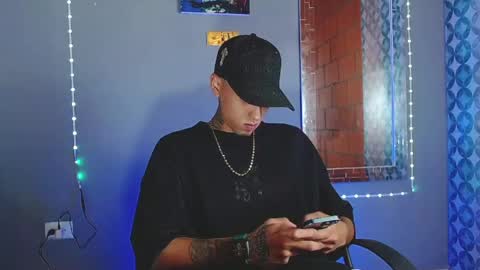 Snapshot of liiaam_lee_ chatting on June 2026 08:34:02 PM Daniel online show from June 2026 08:34:02 PM
