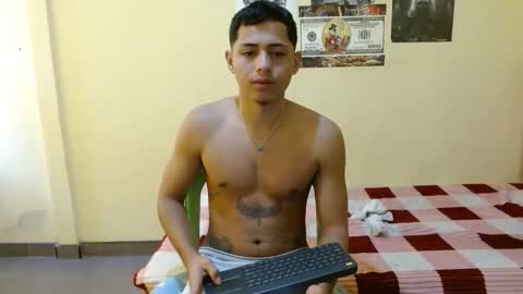 lil_condor_baby online show from December 2025 08:49:02 PM