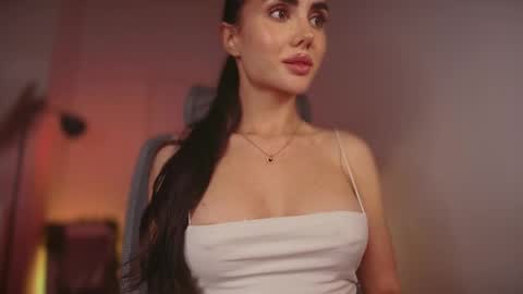 Gabriela online show from April 2026 07:58:02 PM