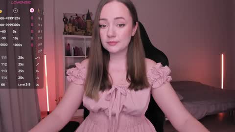 Snapshot of lil_happiness chatting on January 2025 06:31:01 PM for free registration 3 online show from January 2025 06:31:01 PM