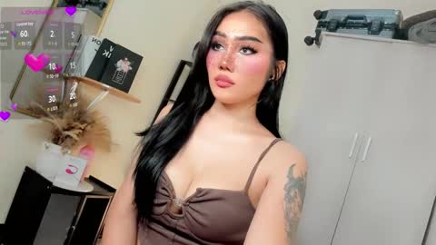 Miss Lily online show from October 2025 08:42:01 PM