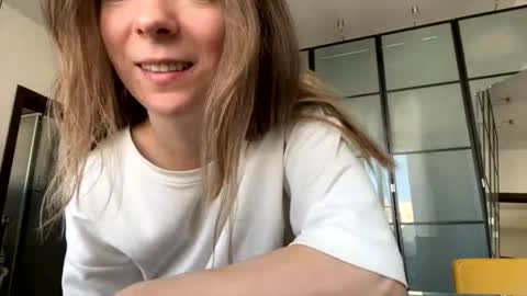 Snapshot of lil_uff chatting on July 2026 04:00:02 PM aka princessmaya online show from July 2026 04:00:02 PM