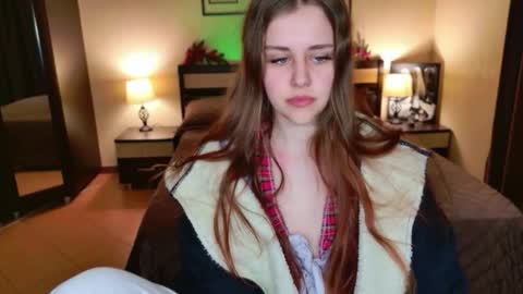 LilaSparkling online show from May 2026 04:31:01 AM