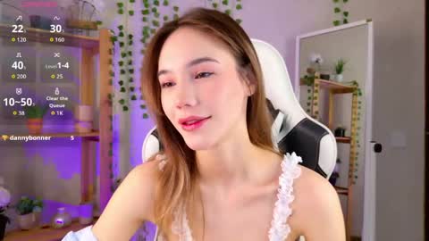 Hi im Yuki online show from April 2026 11:16:01 AM