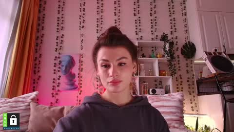 Alina online show from April 2026 04:37:01 AM