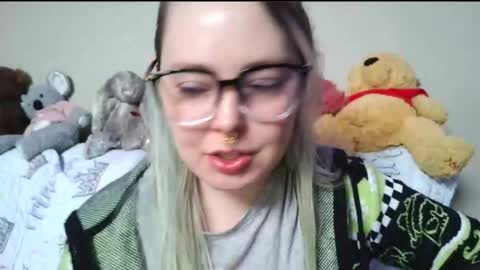 emily ryanson online show from March 2026 09:31:02 PM