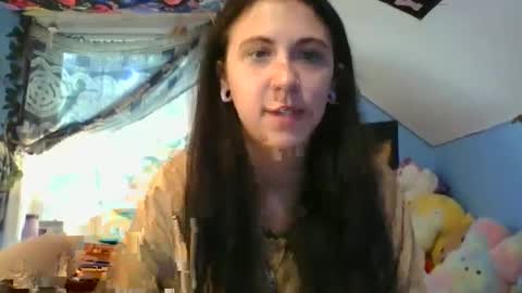 kay angel online show from October 2025 05:10:02 PM
