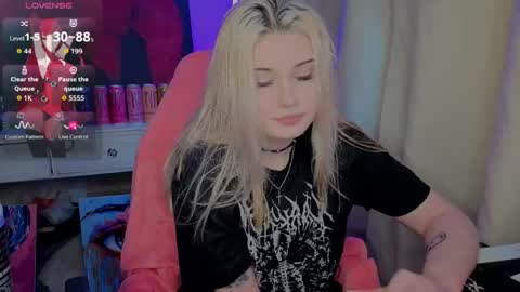 Nika and Lori online show from April 2026 10:53:02 AM