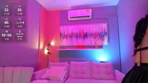 holis soy lily chang no olvides el pulgar arriba es muy importante para mi 3 independent model online show from January 2026 07:50:02 PM