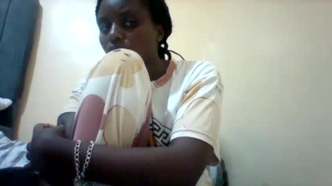 Snapshot of liligal chatting on May 2026 07:30:01 PM liligal online show from May 2026 07:30:01 PM