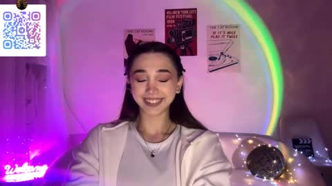 Lina online show from April 2026 10:36:01 PM