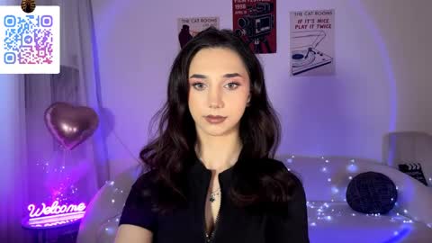 Snapshot of lilihalvorsen chatting on June 2026 01:28:02 AM Lina online show from June 2026 01:28:02 AM