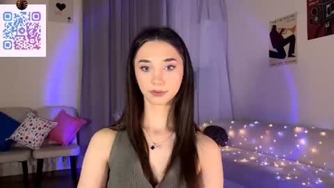 Snapshot of lilihalvorsen chatting on June 2026 10:20:01 PM Lina online show from June 2026 10:20:01 PM