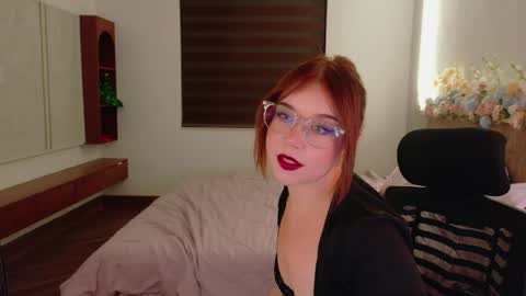 Lilith Bonheur online show from May 2026 02:04:01 PM