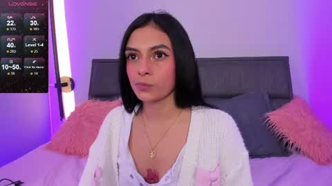 Lili petit  online show from July 2026 01:05:01 PM