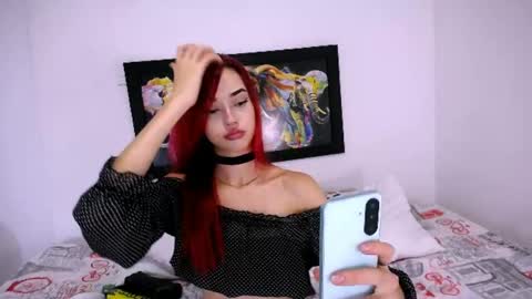 Lilith online show from April 2026 07:22:02 PM