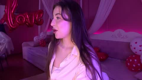 Lilith online show from February 2026 12:25:01 PM