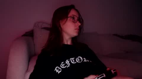 Jay  please help me reach 50 thumbs up online show from January 2026 01:22:01 AM