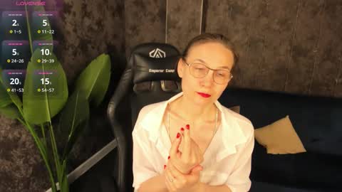 lillian_white1 online show from March 2026 01:10:02 AM