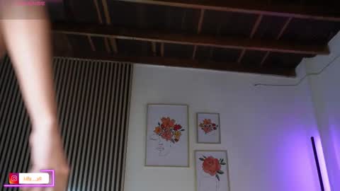 Sofia online show from March 2026 01:17:01 PM