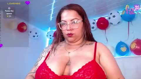 Snapshot of lillytitsxxx chatting on July 2026 02:10:01 PM Lilly online show from July 2026 02:10:01 PM