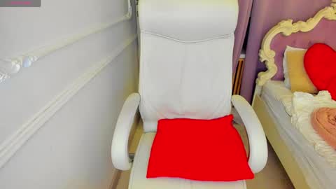 Lily online show from March 2026 03:45:02 AM