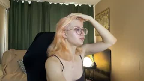Lily Spark online show from June 2026 01:41:02 AM