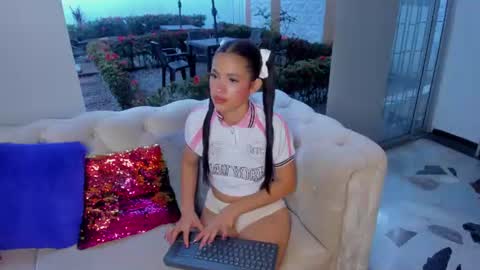 Lili  online show from June 2026 12:14:02 PM