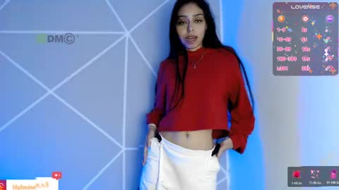 Liliana louise online show from April 2026 11:49:01 PM